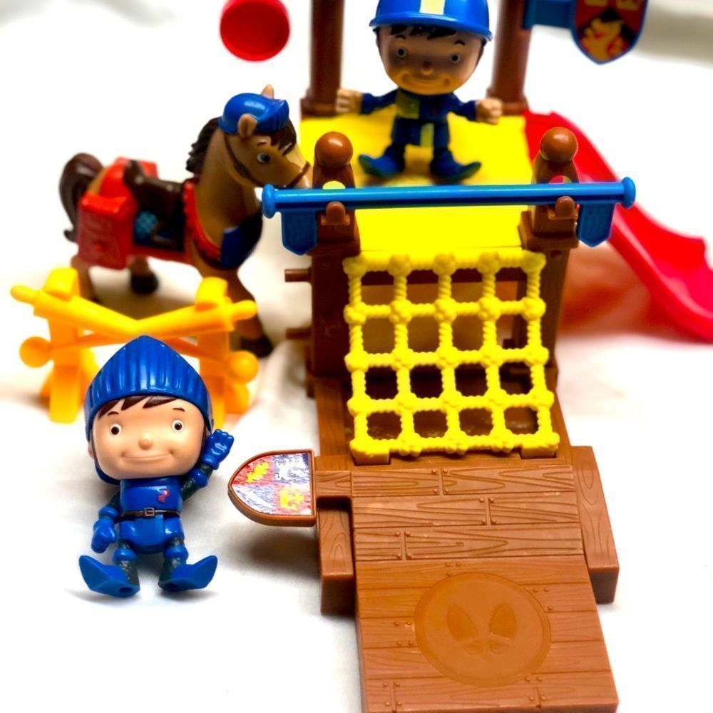 Mike the Knight Playset Retired Toy